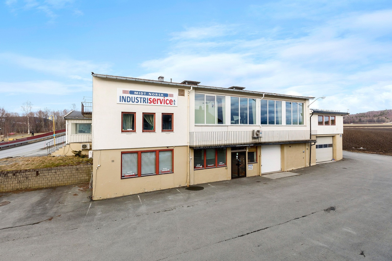 Eiendommen har et totalt BRA på 1 034 m² Galleribilde