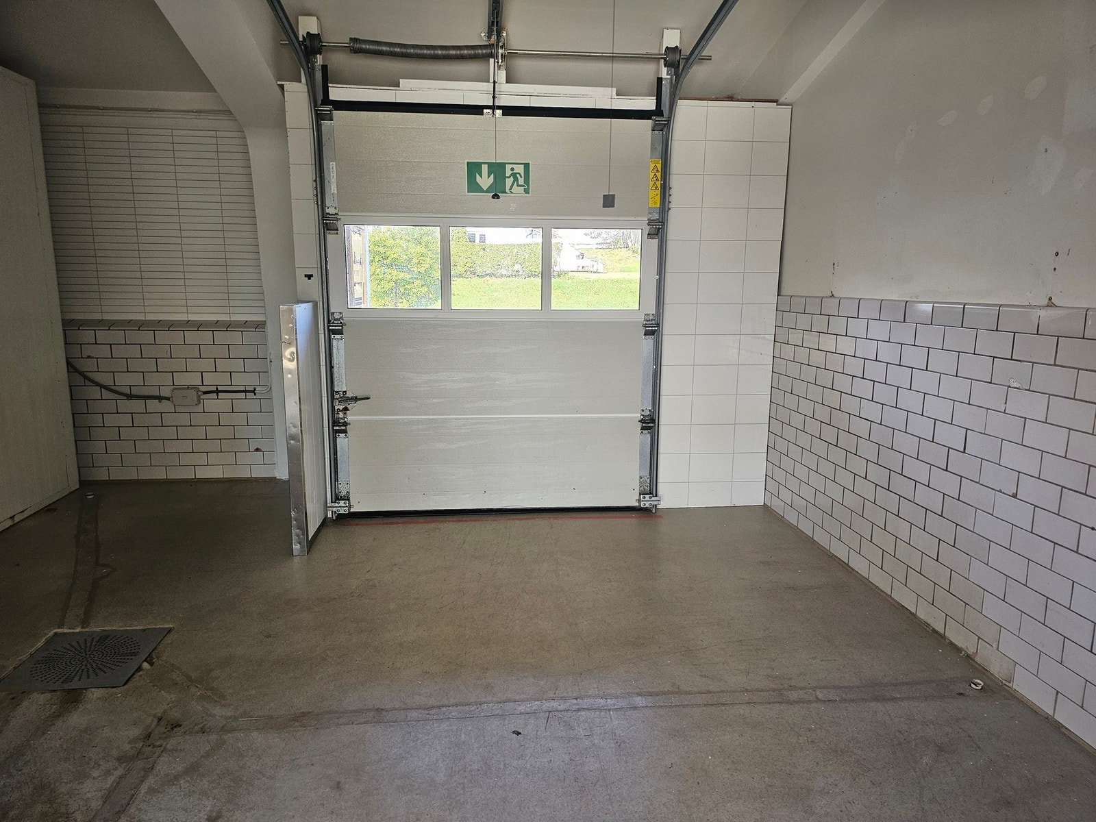 Varemottak/lastesone. Selgers egne bilder Galleribilde