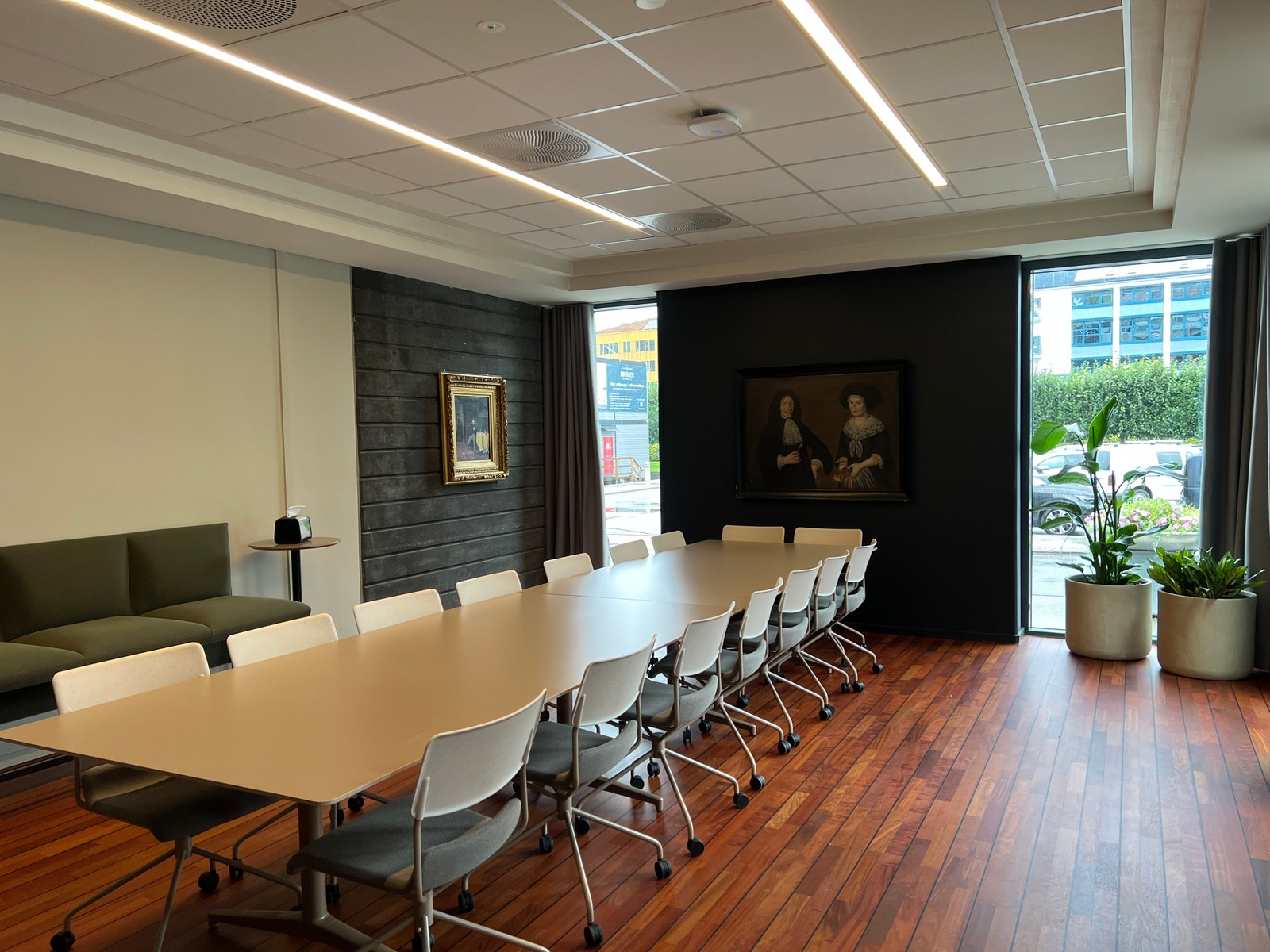 Våre leietakere får tilgang til flere møterom. Bookes enkelt via Izy. Galleribilde