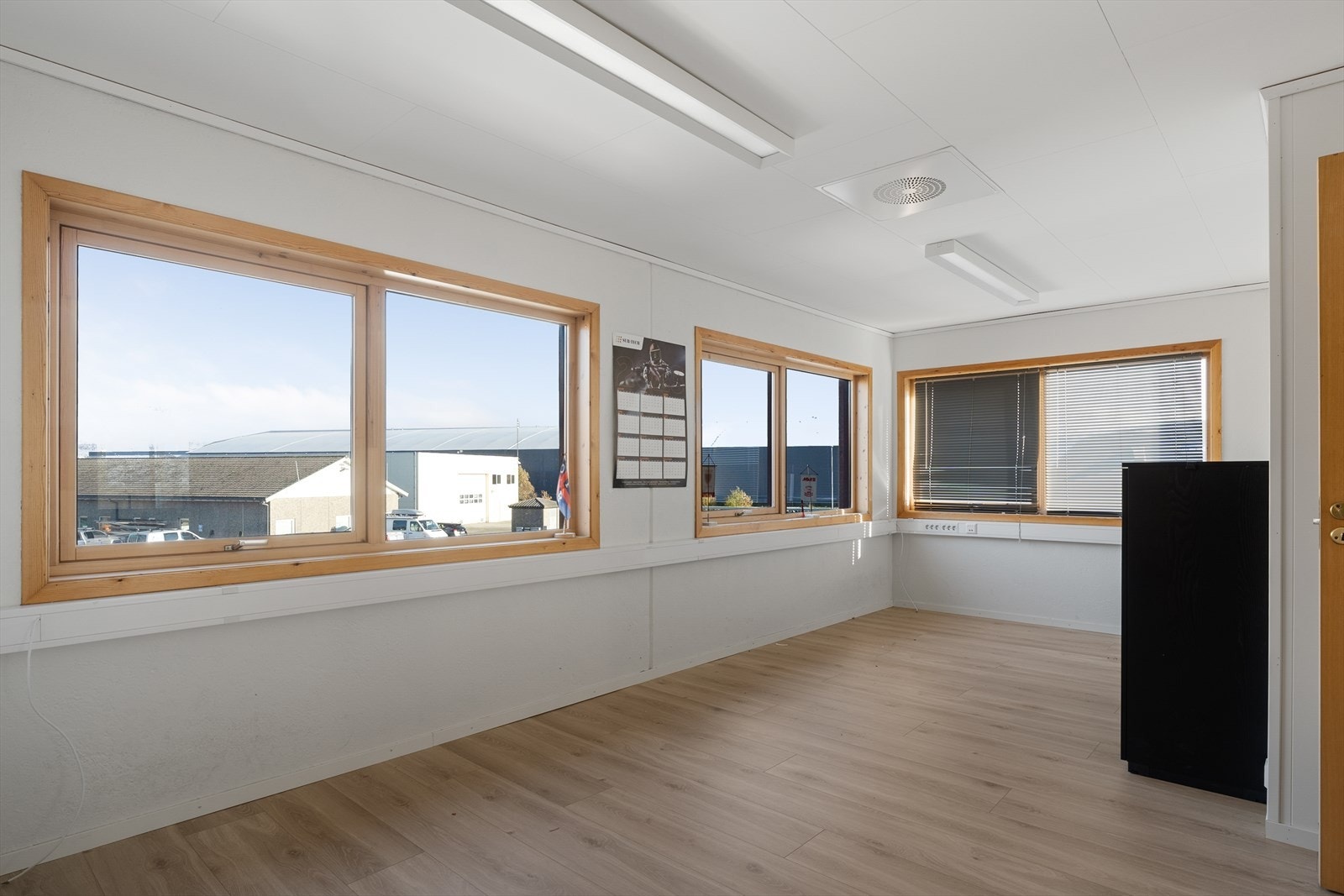 Kontorfløyer Galleribilde