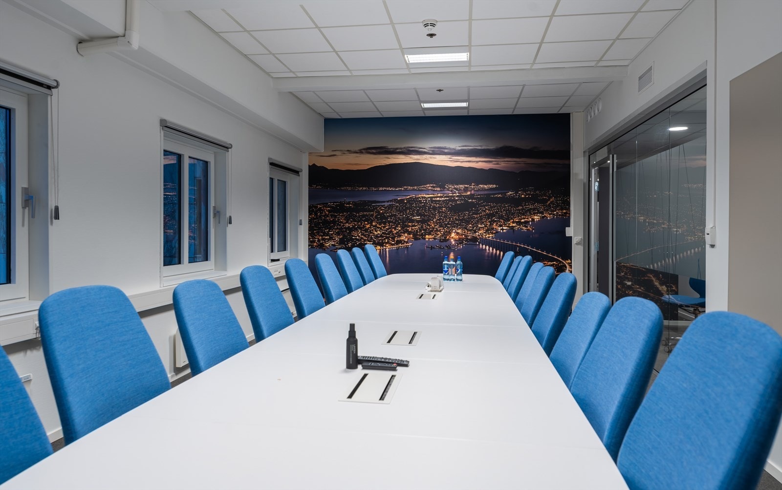 Vestre 2 etg IF møterom(Eksempel på oppgraderte lokaler) Galleribilde