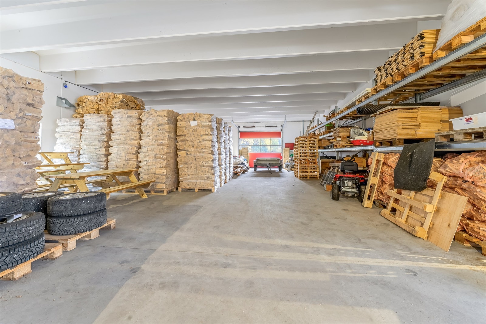 Lager med kjøreport. Galleribilde