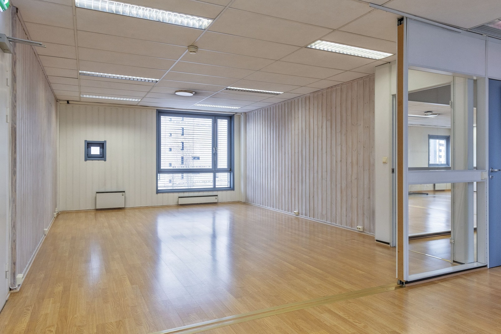 Lokale 1 - ca. 215 kvm - åpent kontorlandskap Galleribilde