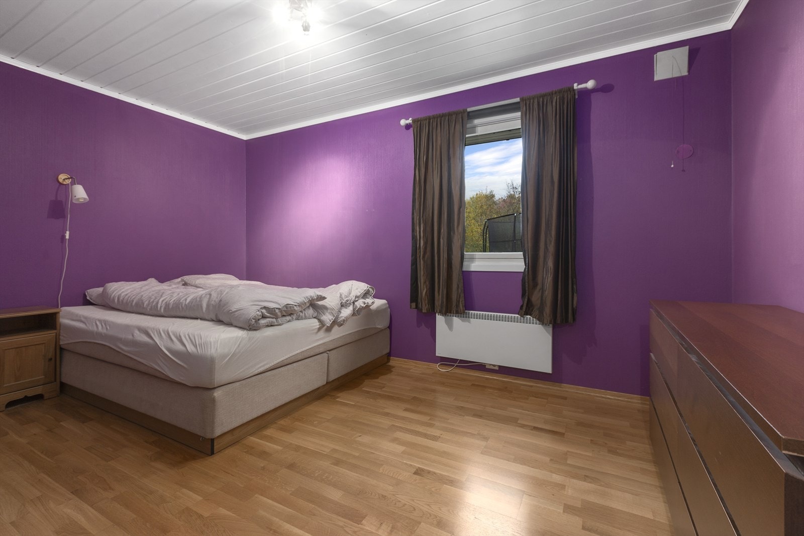 Hele 4 soverom og alle beliggende i 1. etg. Galleribilde