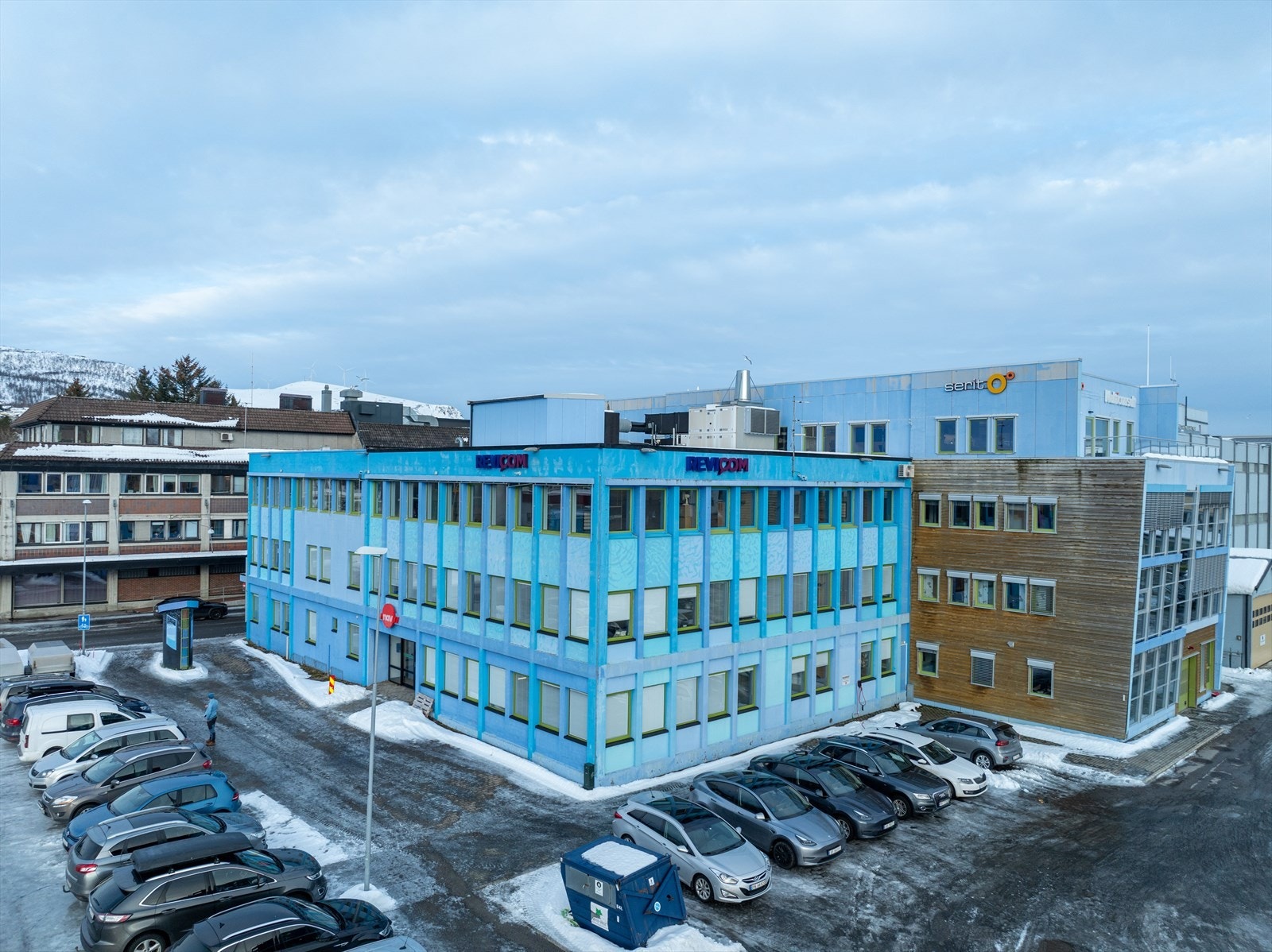 Flotte kontorer i øverste etasje, godt med parkering Galleribilde