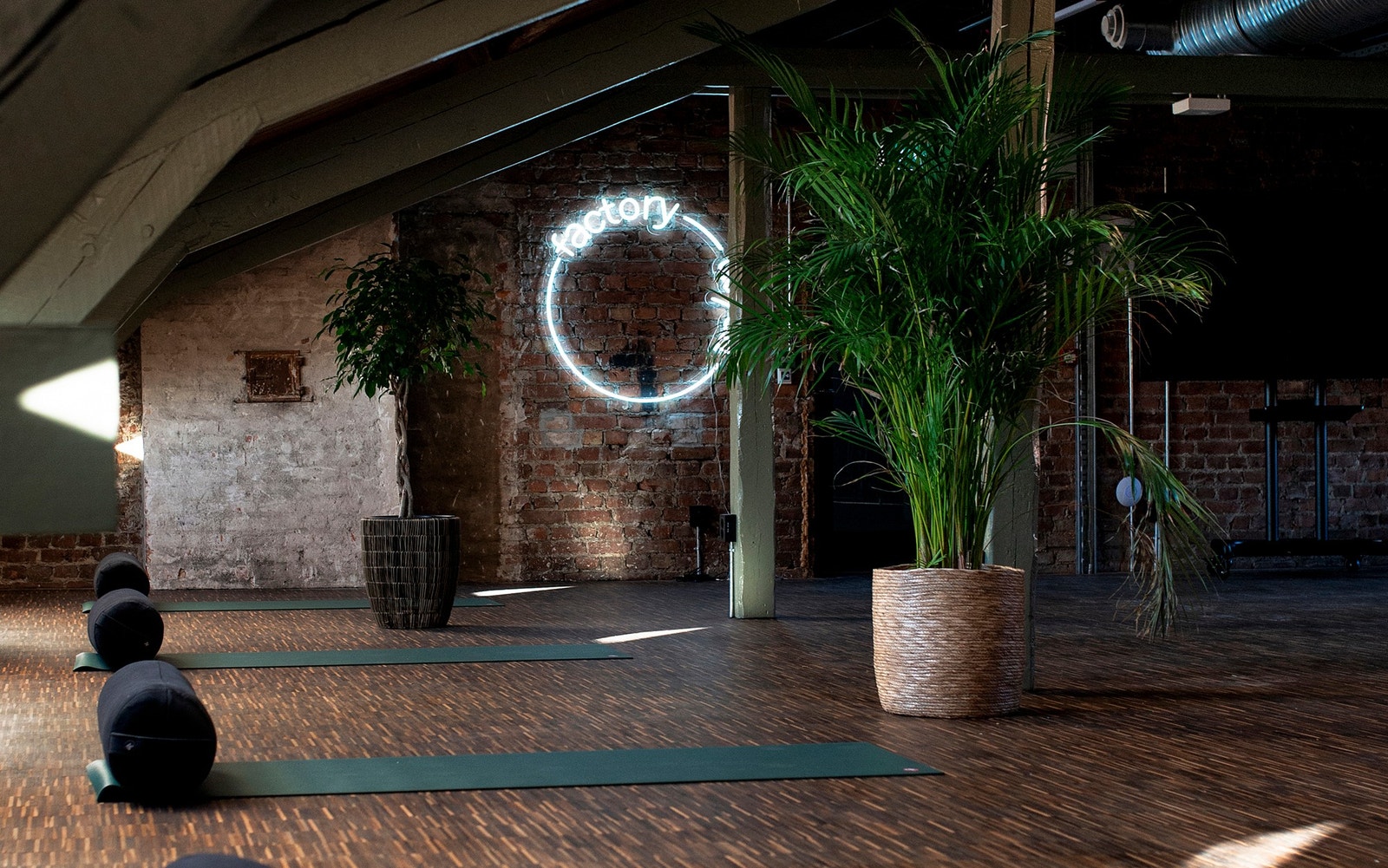 The Loft: Øverst i bygget ligger en liten skjult perle i form av The Loft. Lokalet gir den rette viben for en workshop utenom det vanlige, en yogasession, eller en produktpresentasjon med fantastisk akustikk. Galleribilde