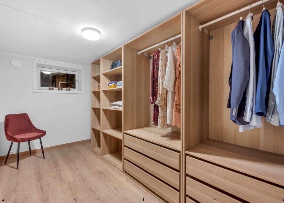 Walk-in i kjeller Galleribilde