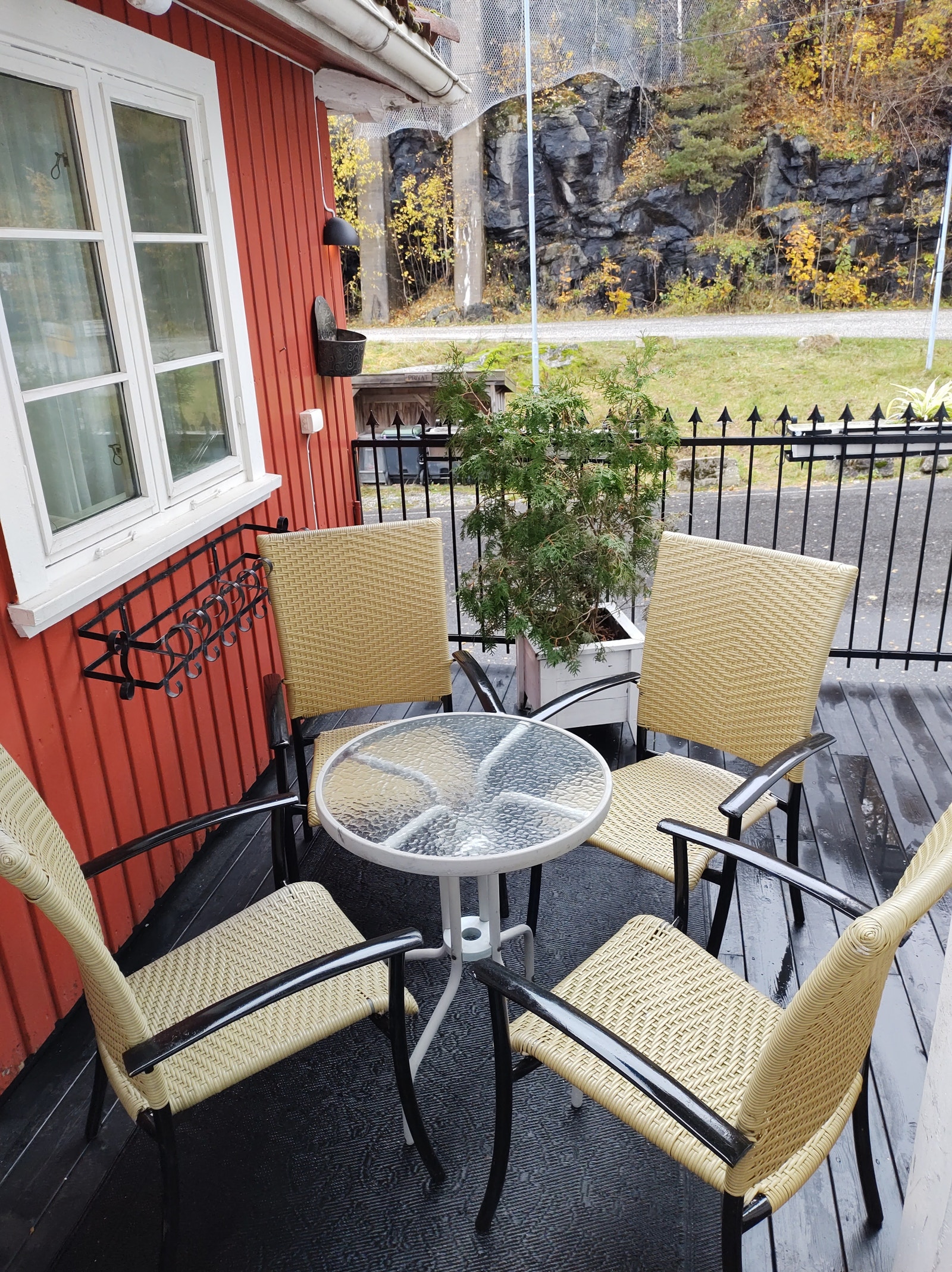 Uteplass Galleribilde