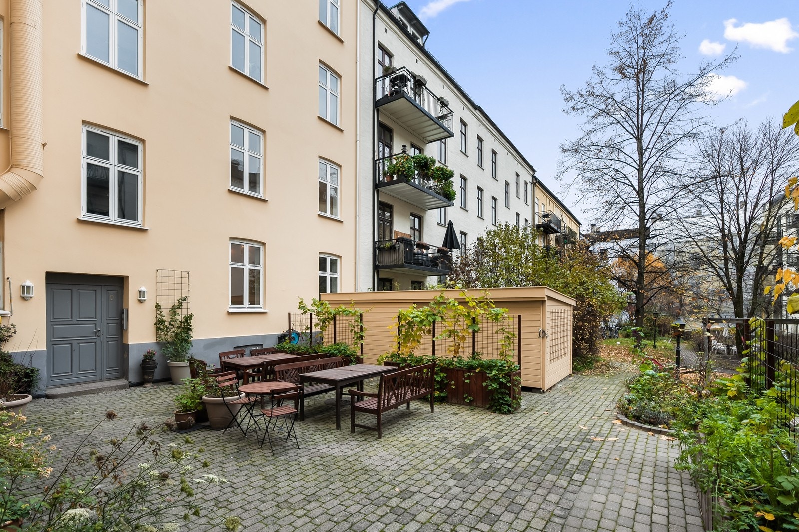 Uteplass nylig oppgradert. Galleribilde