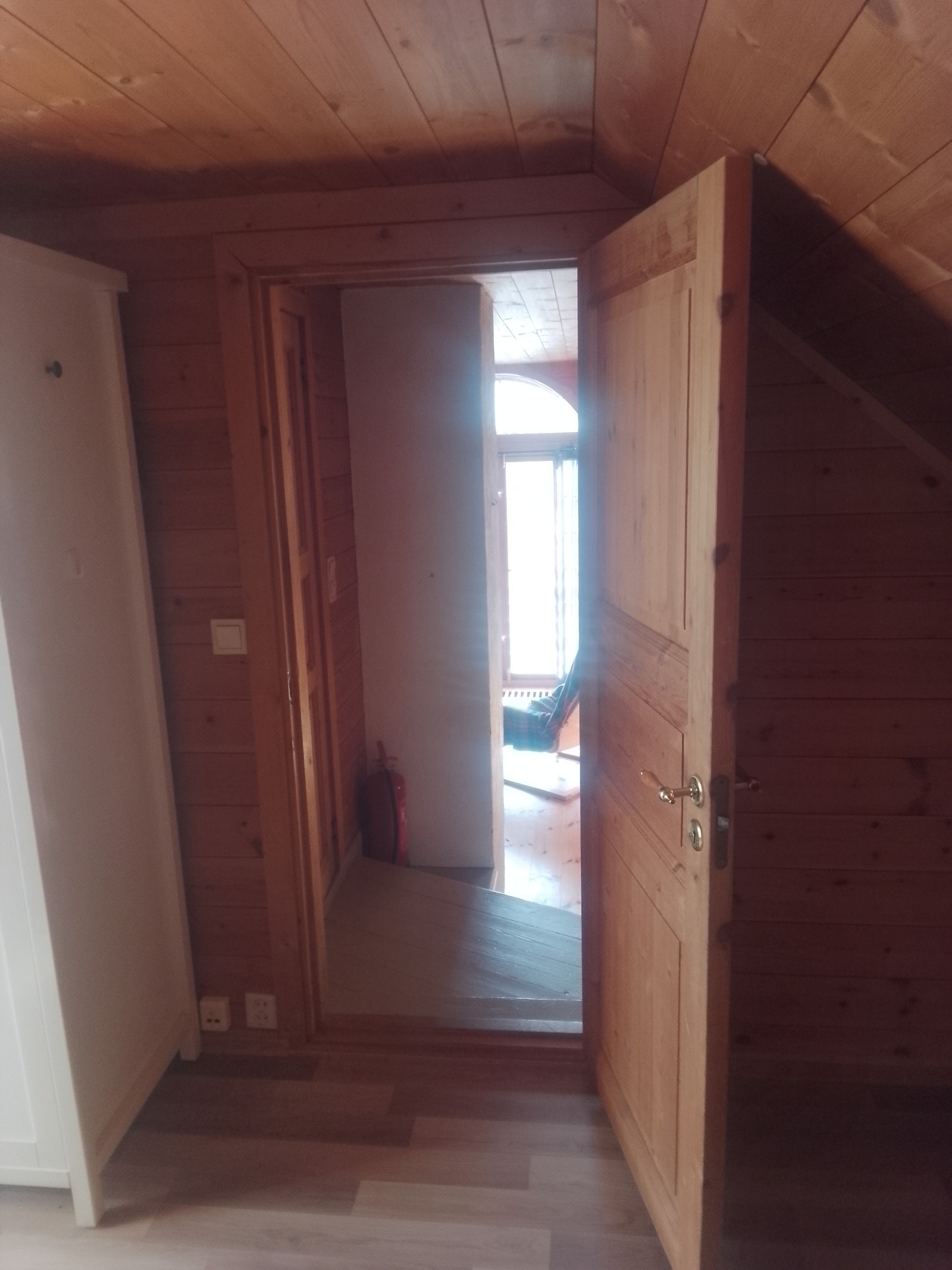 fra soverom ned mot stue Galleribilde