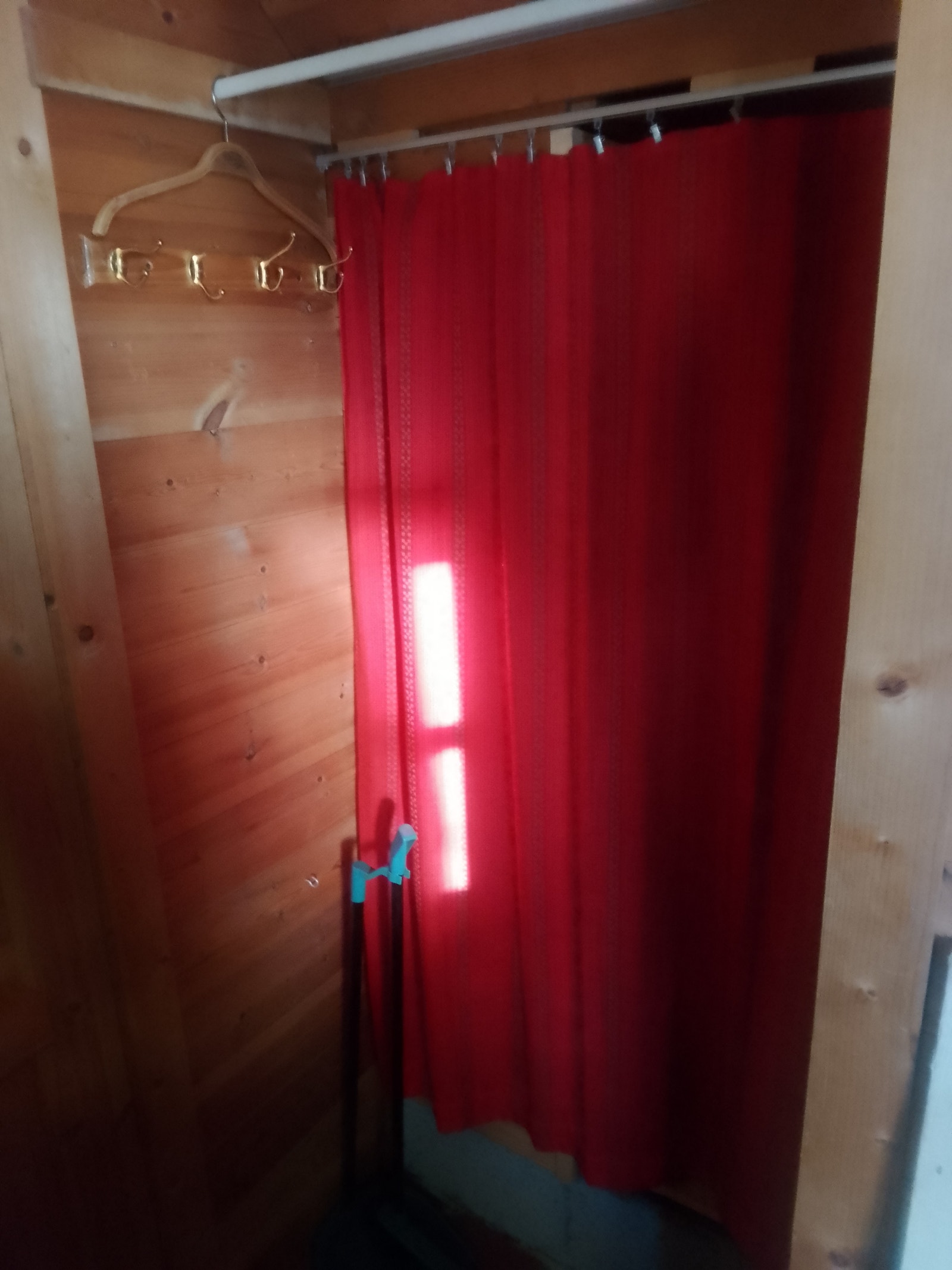 garderove igang el varme i gulv Galleribilde