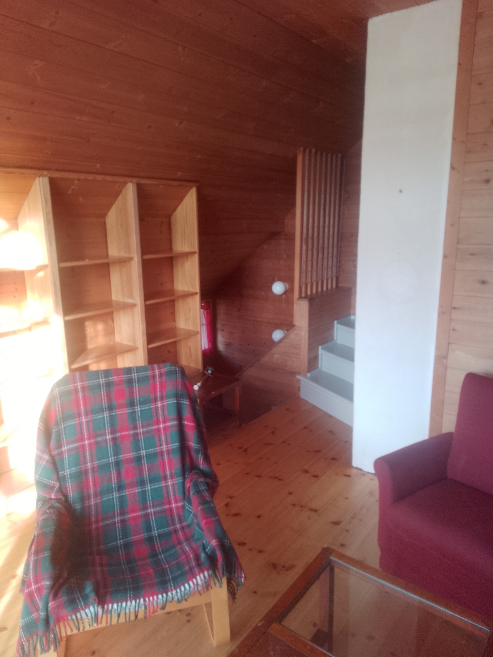 stue mot trapp Galleribilde