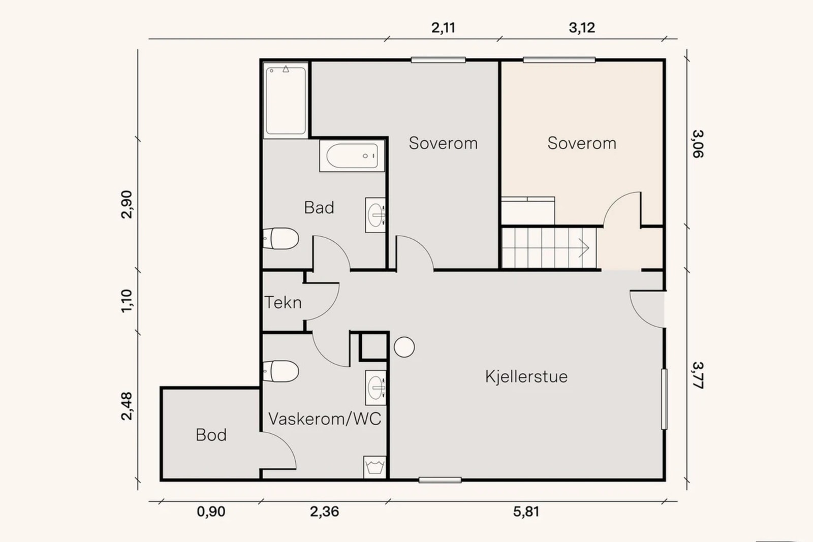 Stor hybel med separat soverom, bad og vaskerom. Hybelen dekker det grå området, og er separert fra resten av huset med ekstra tykk lyddør. Galleribilde