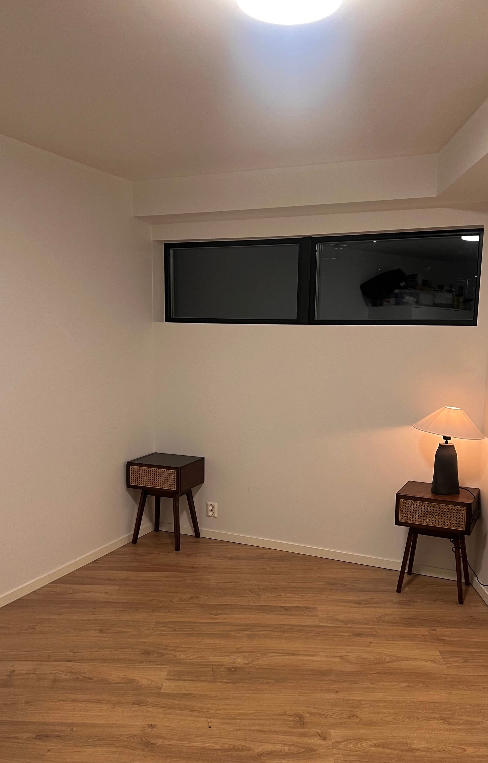 Soverom 2 med plass til dobbelseng Galleribilde