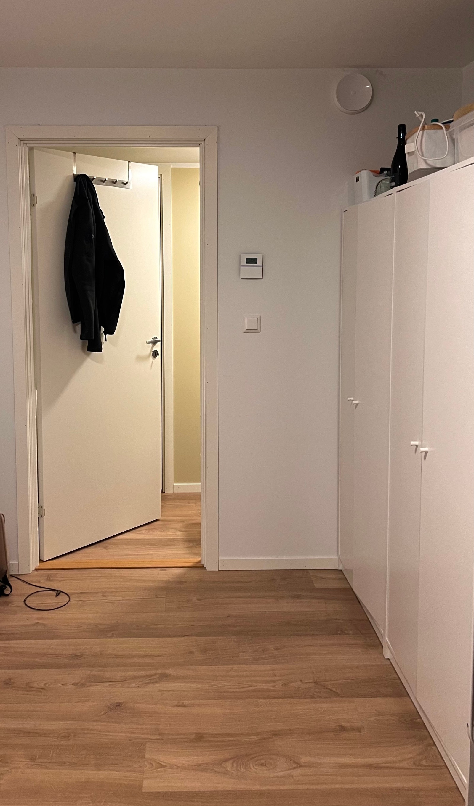 Garderobe Galleribilde