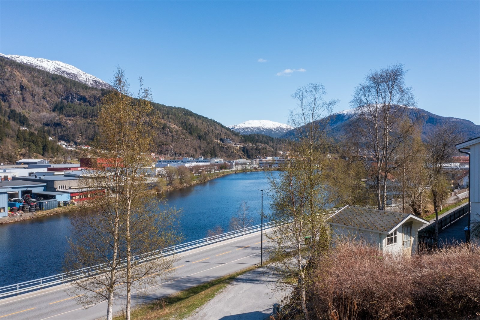 Utsikt frå takterrasse mot aust Galleribilde