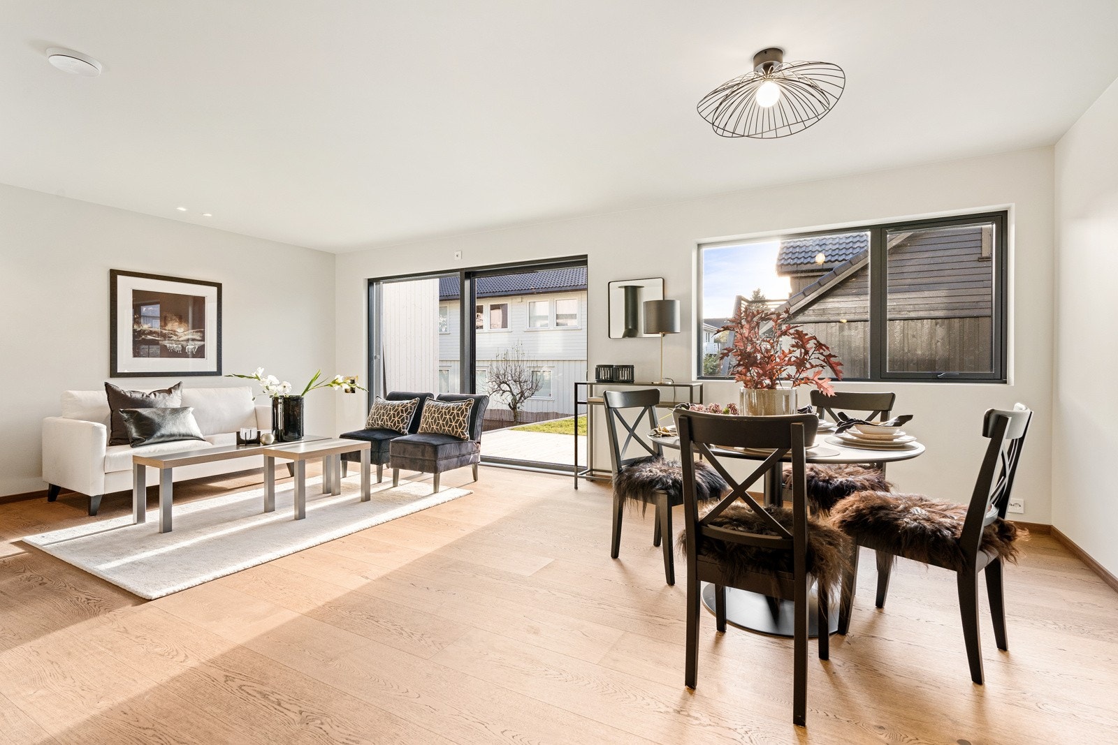 God belysning. Galleribilde