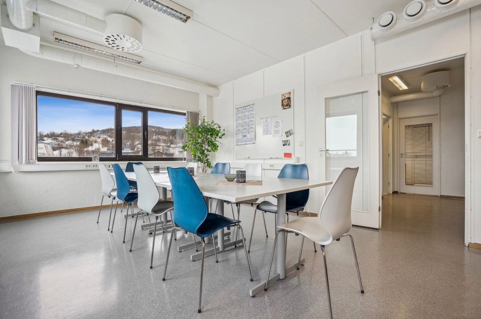 Spiserom/møterom Galleribilde