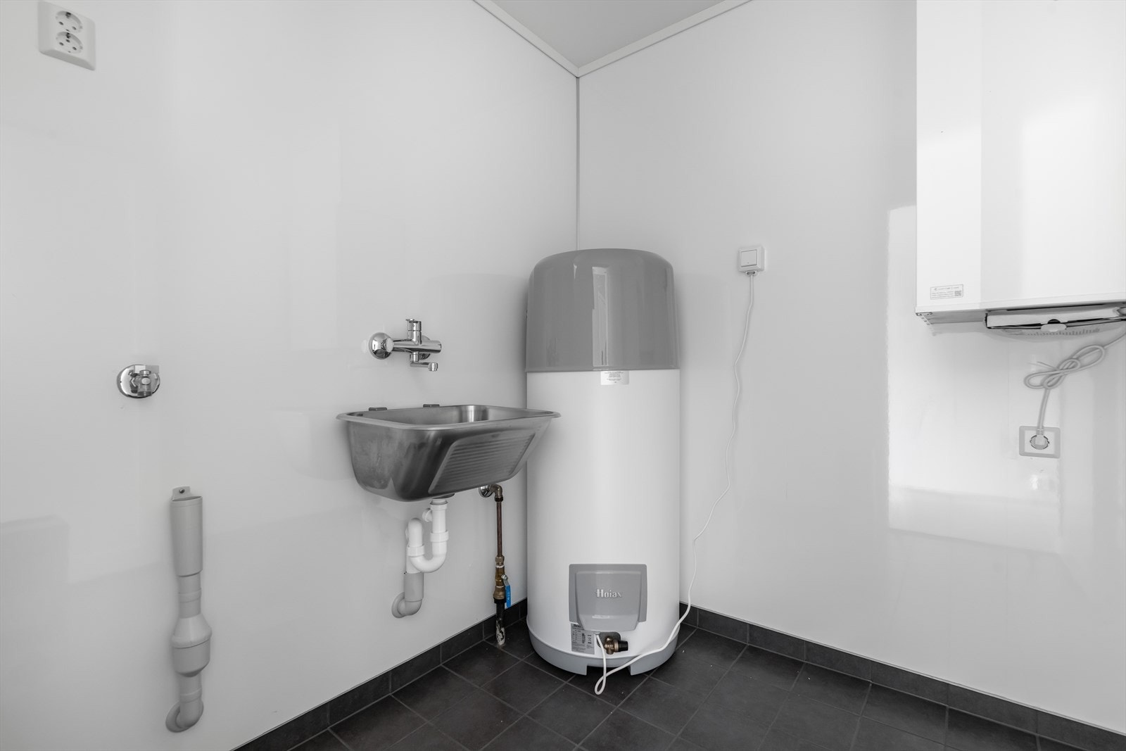 Praktisk vaskerom nede i 1. etg. Galleribilde