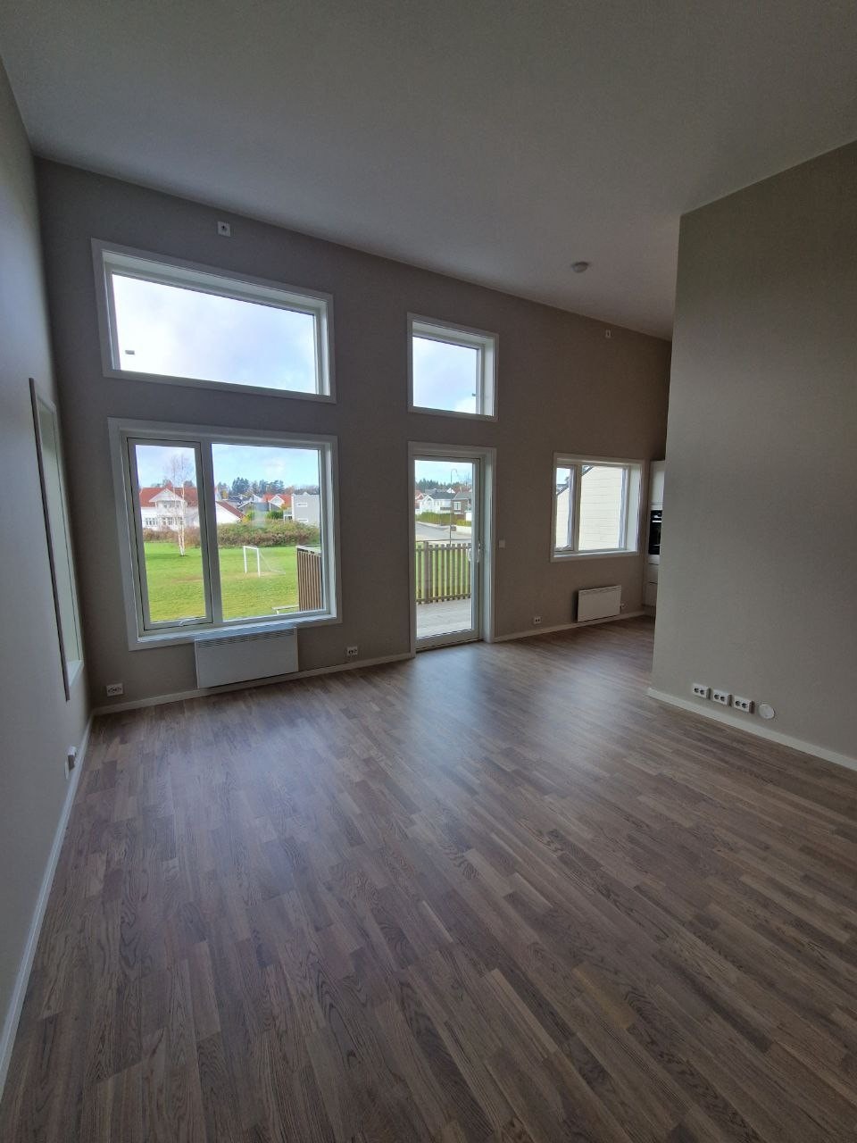 åpen løsning kjøkken/stue Galleribilde