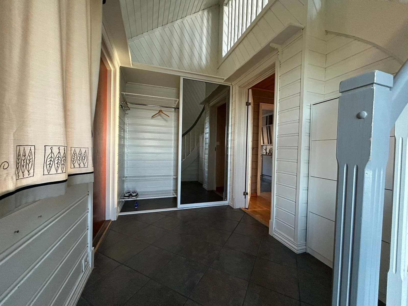 Inngangsparti Galleribilde