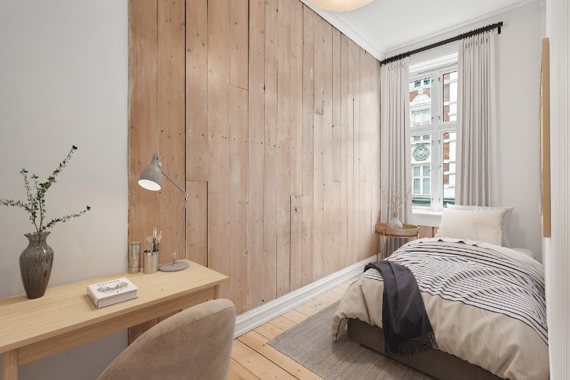 Soverom med plass til stor seng. Pax skap medfølger. Galleribilde