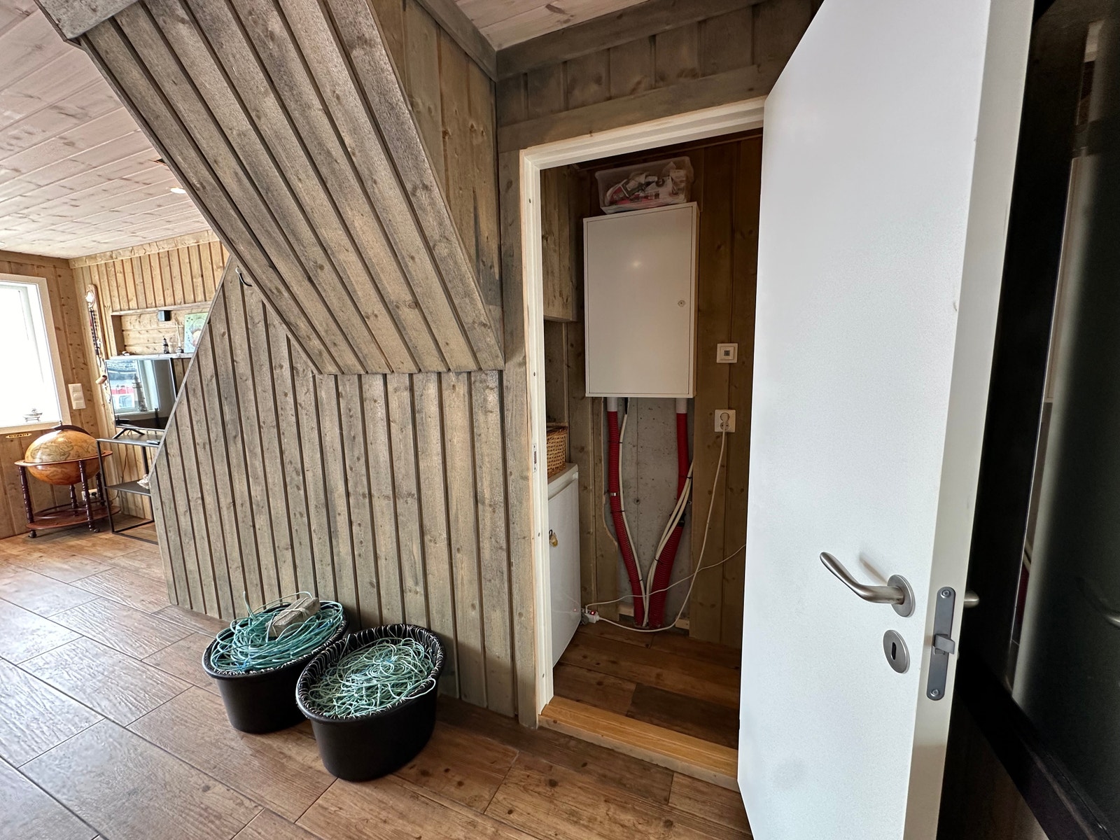 Bod under trapp Galleribilde