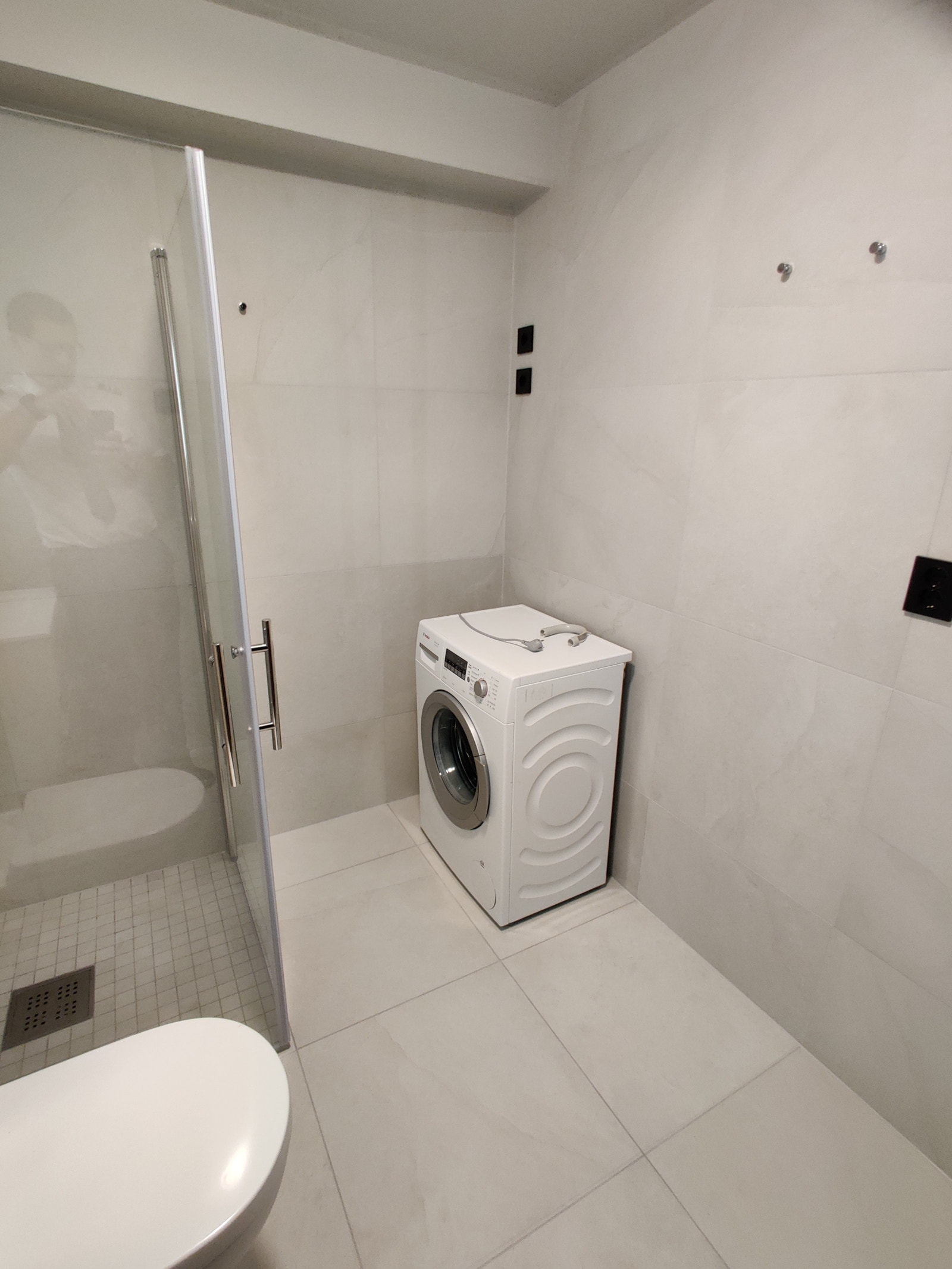 Plass til vask og tørk! Vaskemaskin inkludert i leie Galleribilde