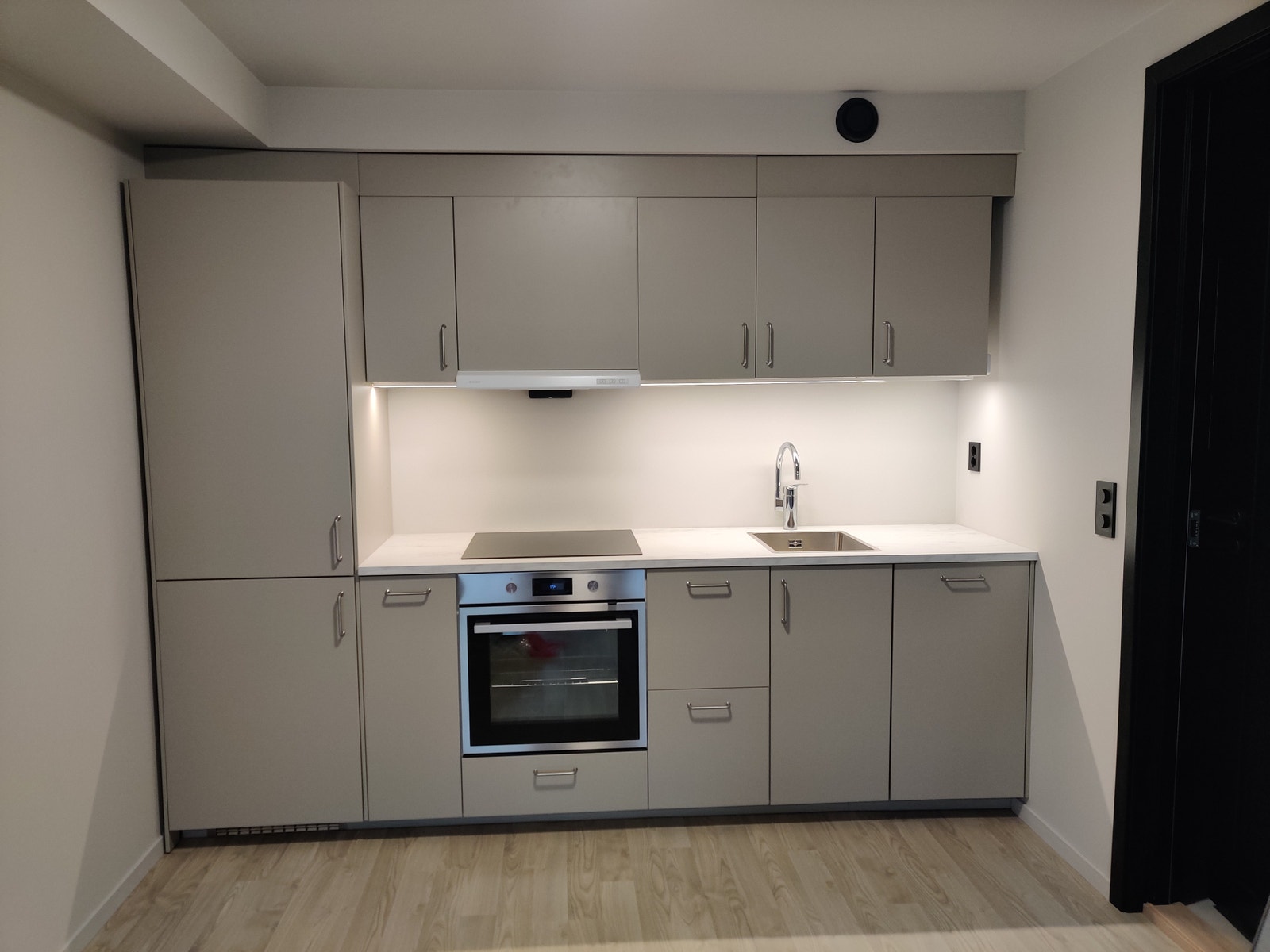 Integrerte hvitevarer! Åpen løsning Galleribilde