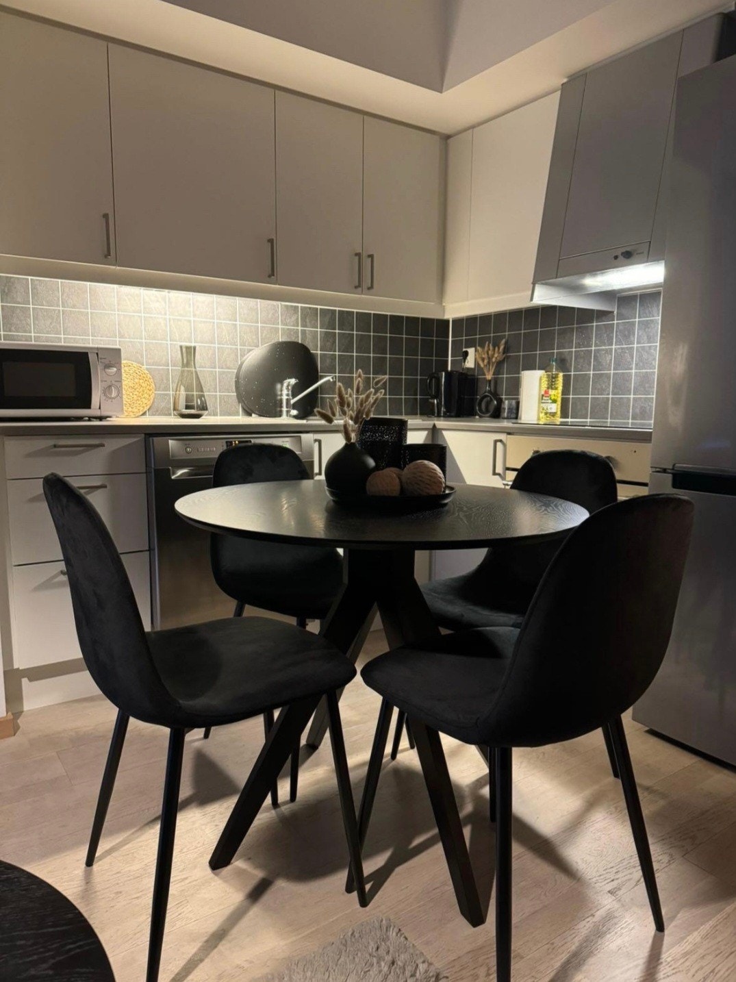 Plass til spisebord Galleribilde