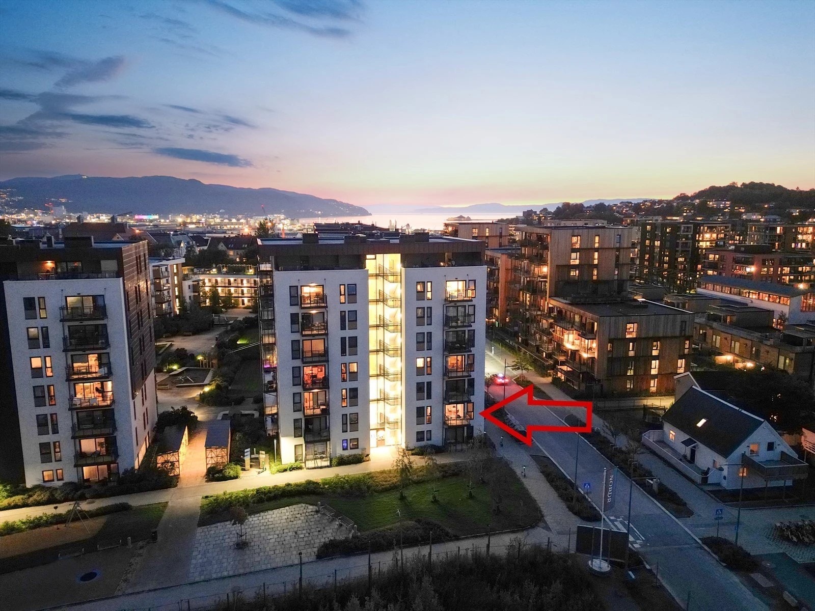 Flott og praktisk 3-roms leilighet Galleribilde