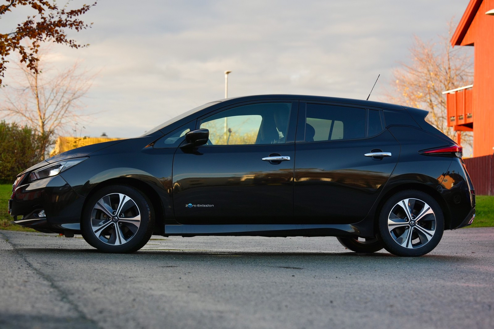 Nissan Leaf 40kWh N-Connecta/Ny EU konroll & service/ACC/360/LED/++ 3