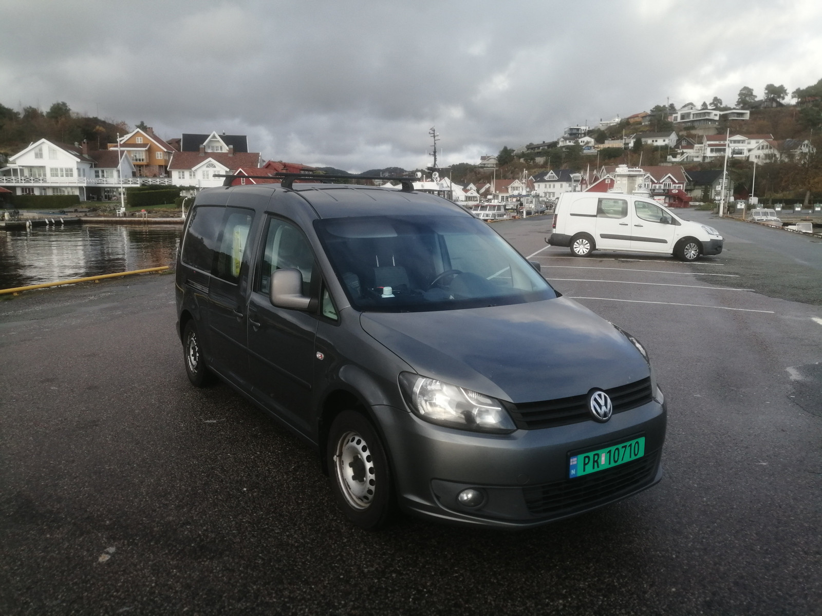 Volkswagen Caddy Maxi New EU kontroll, new clutch, new front springs.