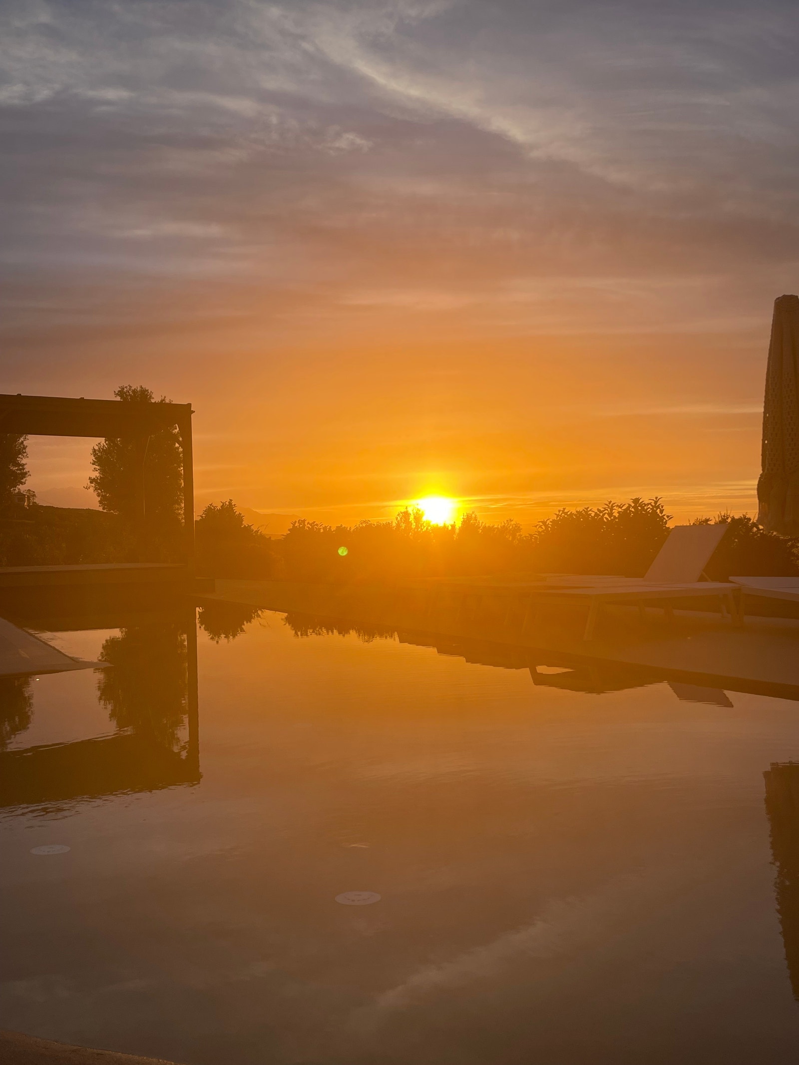 Solnedgangen fra bassenget Galleribilde