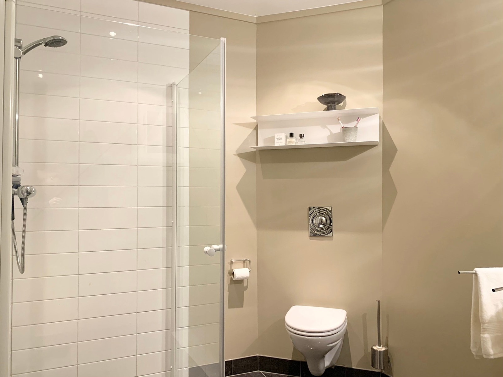 God plass til tørkestativ Galleribilde