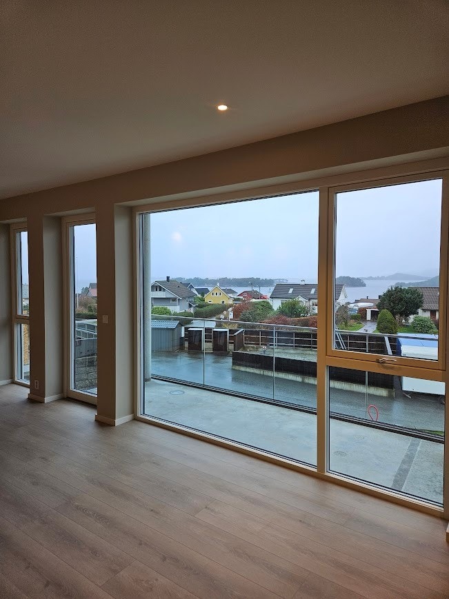 Utsikt 2 Etasje Galleribilde