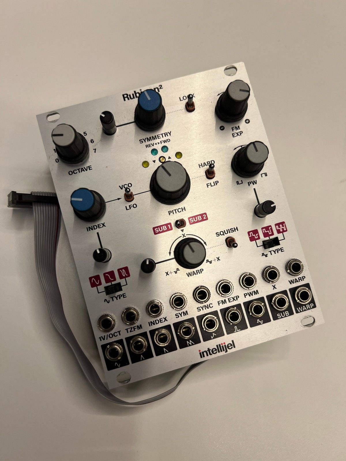 intellijel / planar 2 モジュラーシンセ