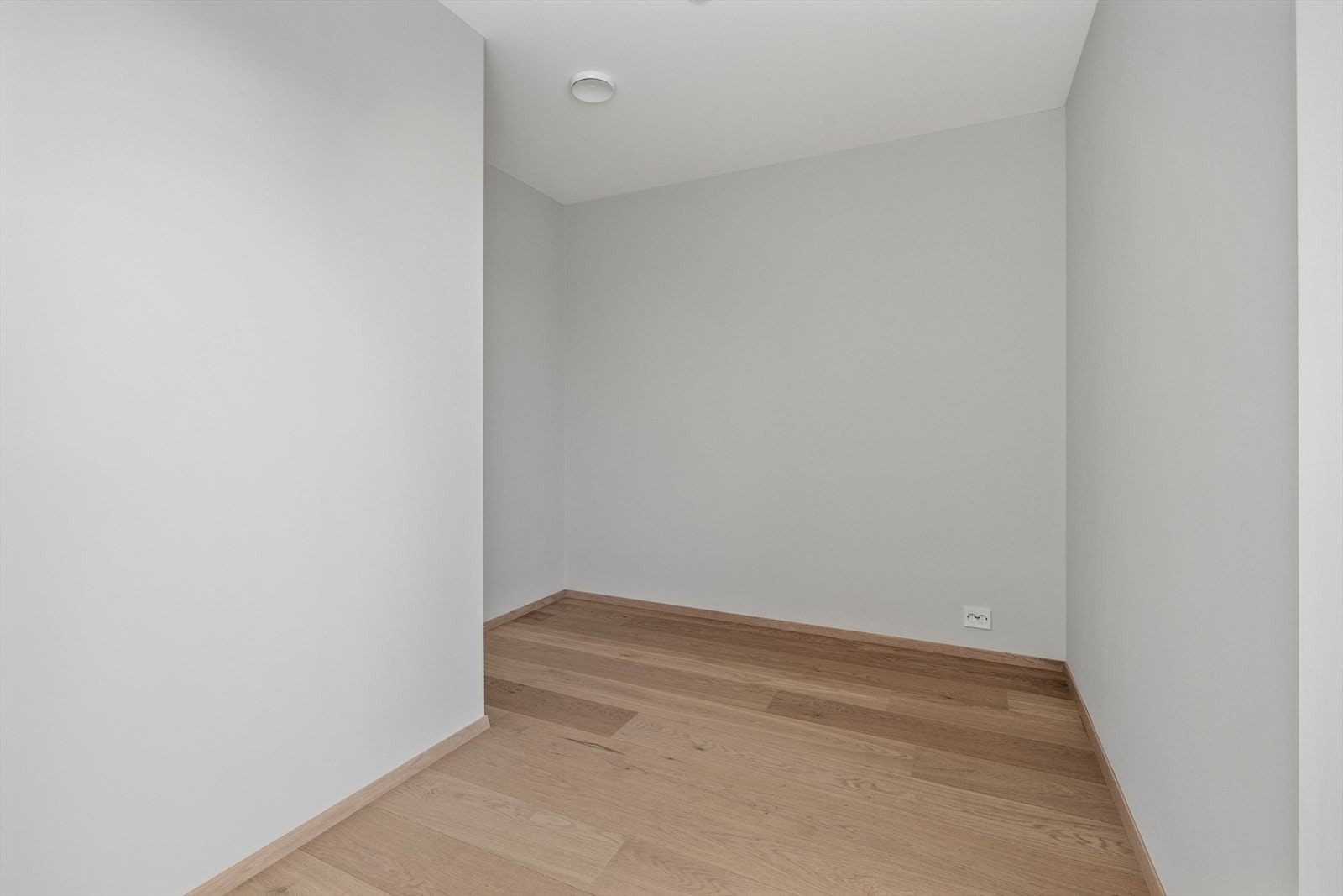 Soverom 3 passer ytpperlig som gjesterom, kontor eller lekerom for barnebarna Galleribilde
