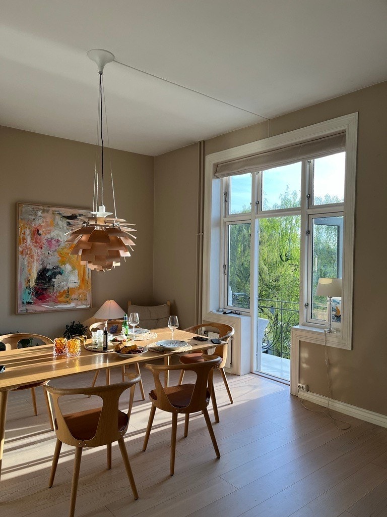 Nyere bilder av stuen Galleribilde