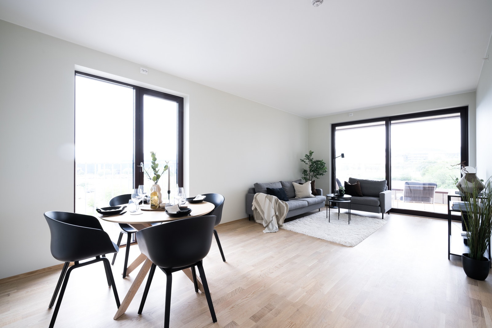 Helt nye, lyse leiligheter med godt med vinduer. Galleribilde