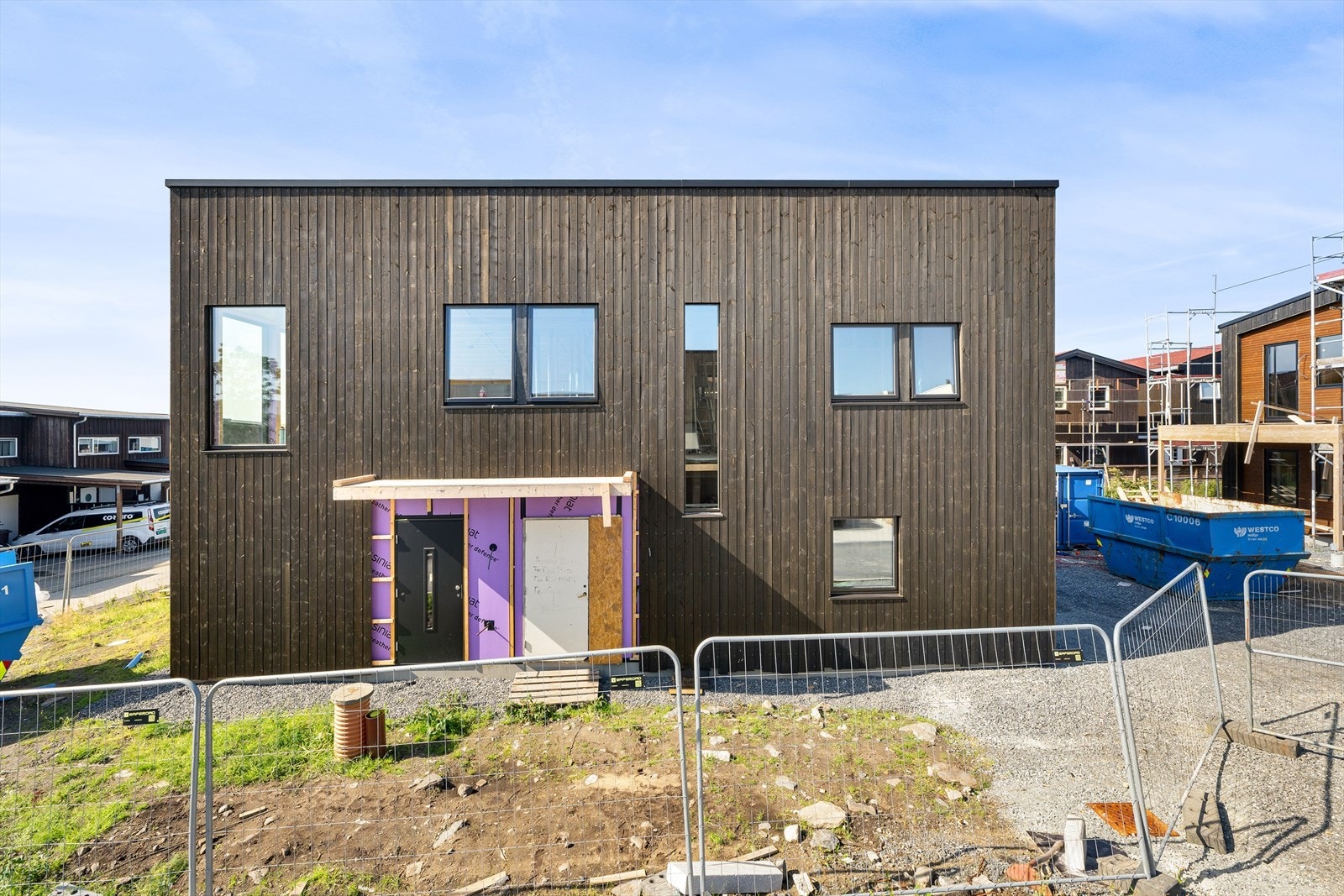 Boligen kan tilby en rekke kvaliteter som går som en "rød tråd" gjennom boligen, med tanke på både interiør og eksteriør Galleribilde