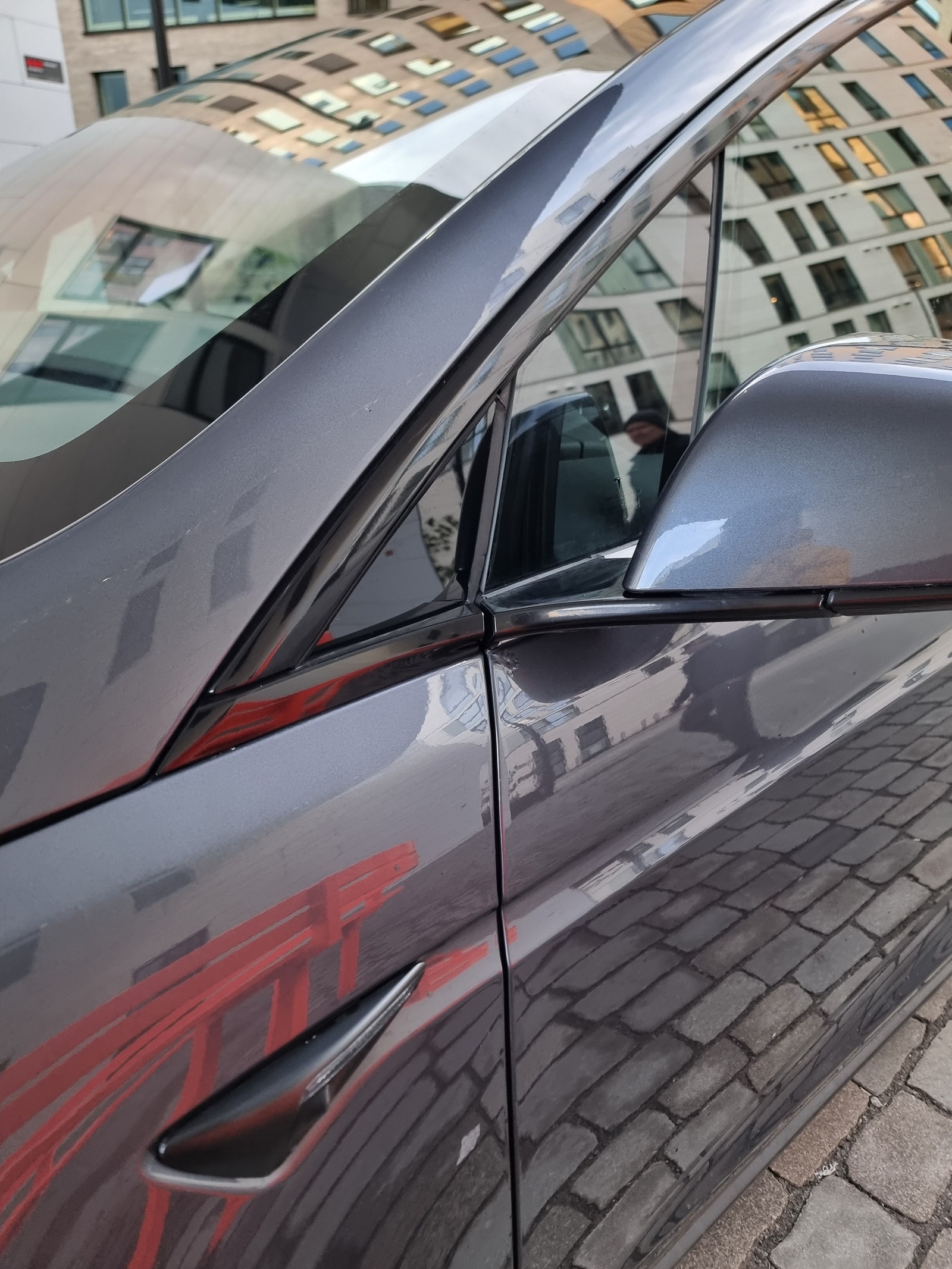Tesla Model X 5