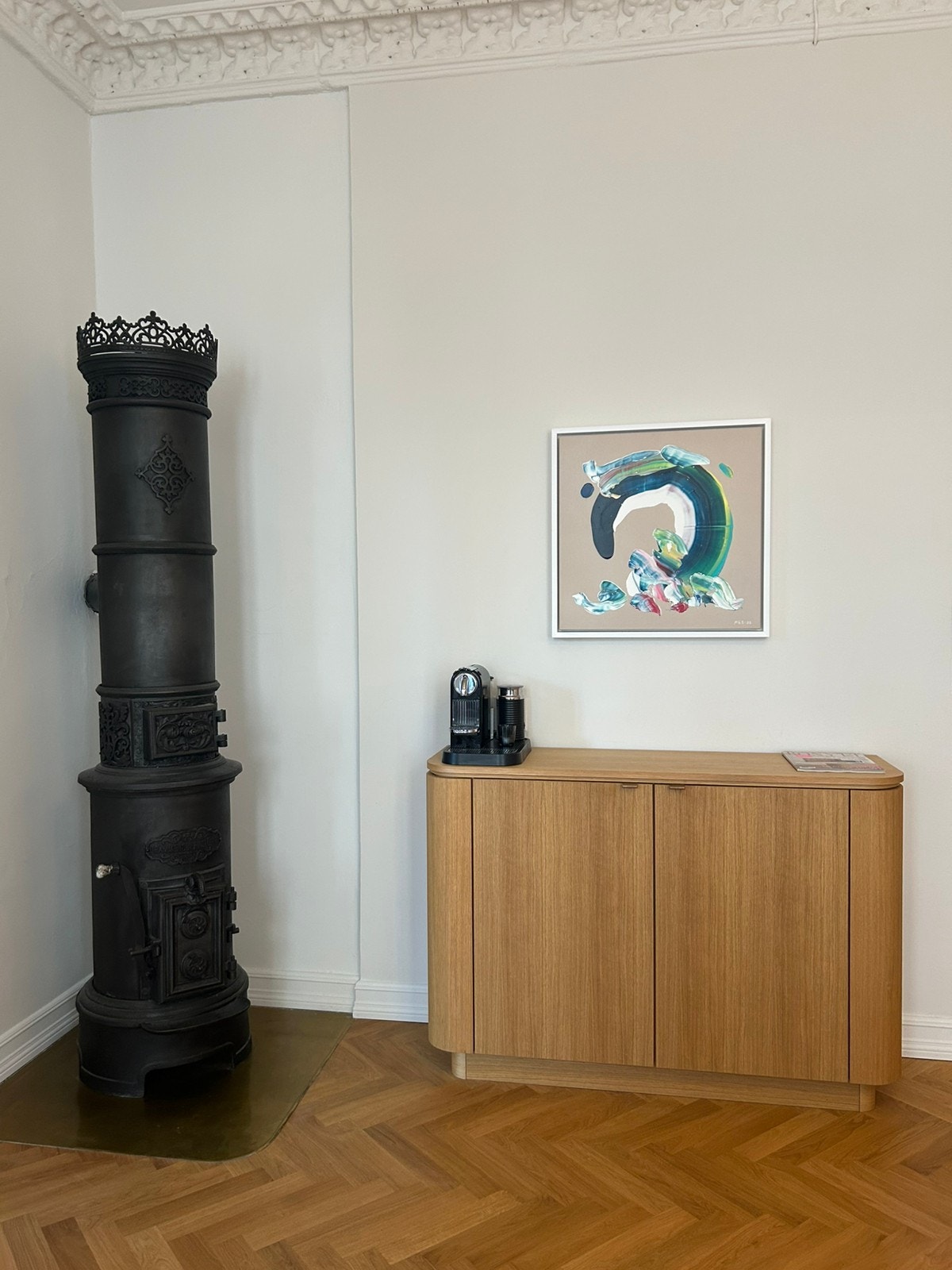 Kjøkken, rundovn som varmer godt Galleribilde
