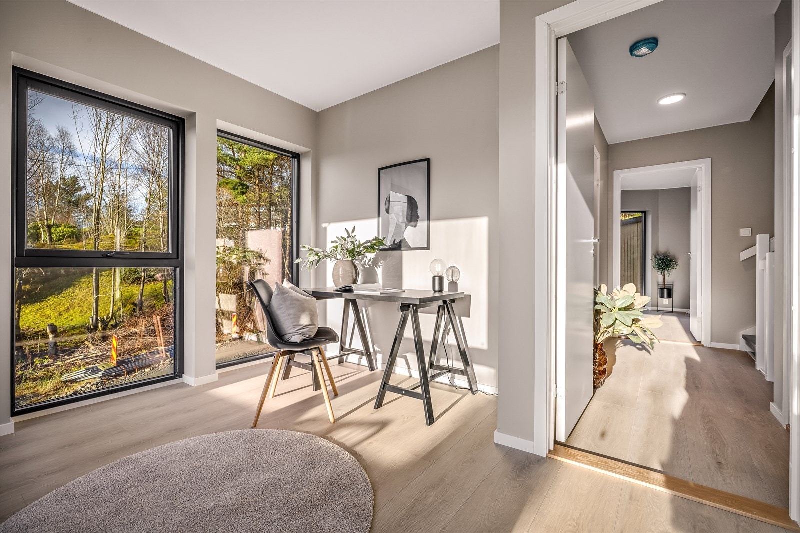 Soverom/kontor/loftstue. Galleribilde