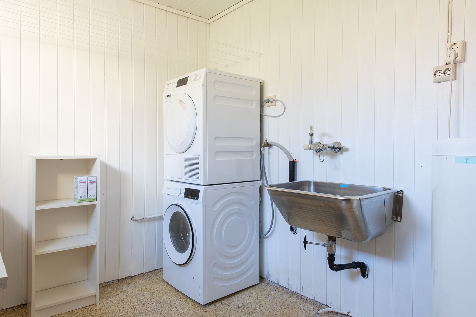 Vaskerom Galleribilde