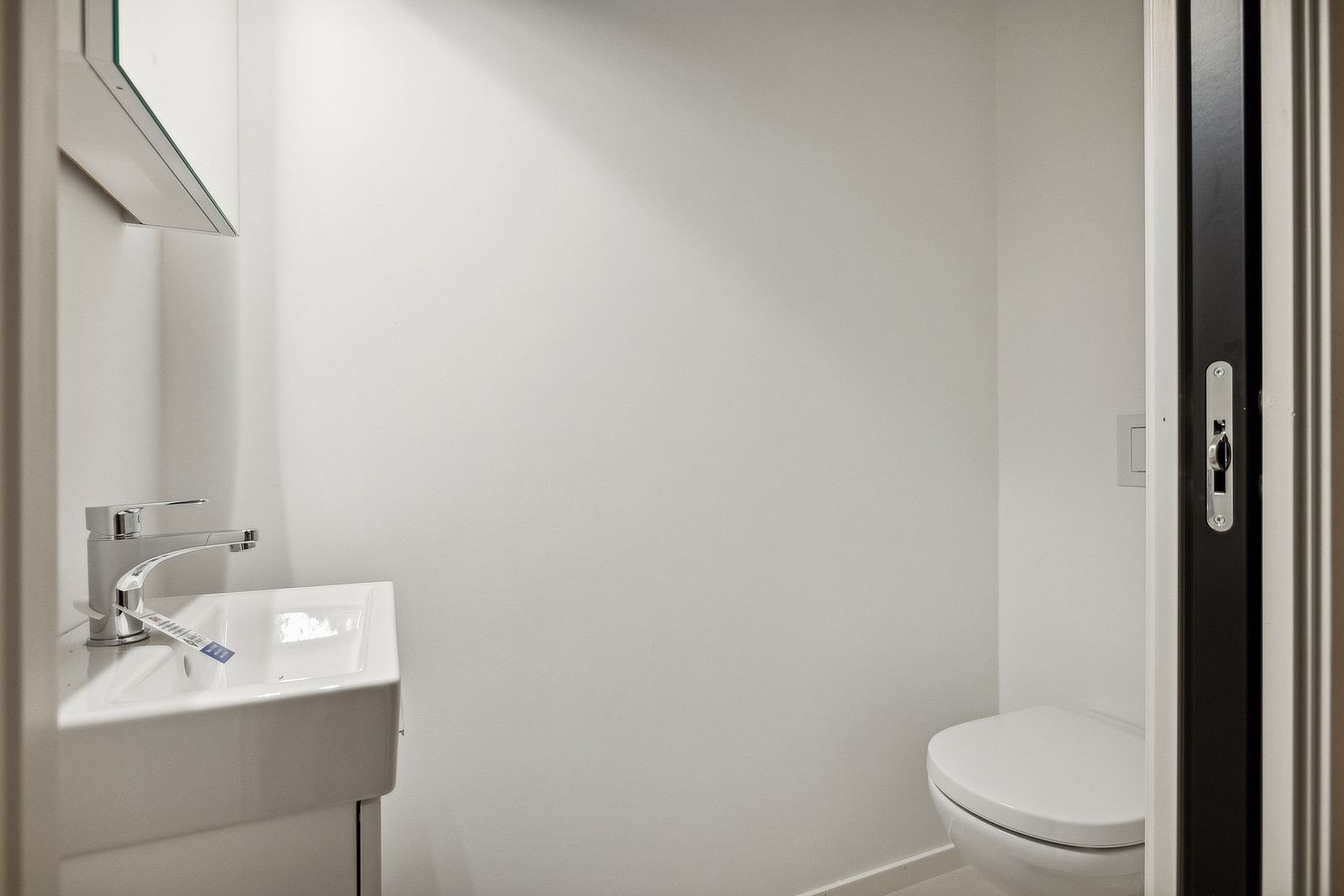 Separat gjestetoalett er praktisk. Både når du har gjester, men også i hverdagen Galleribilde