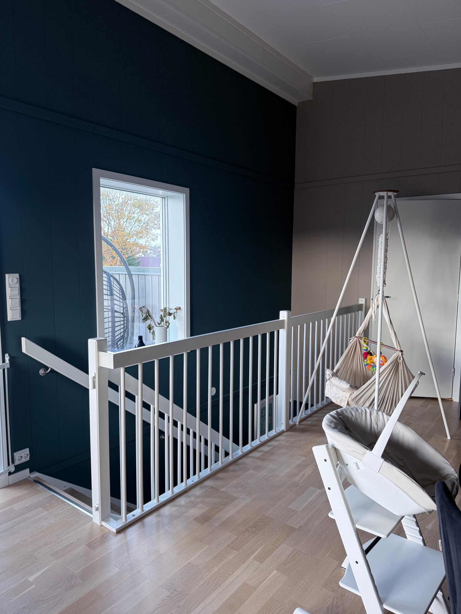 Stue/kjøkken oppe Galleribilde