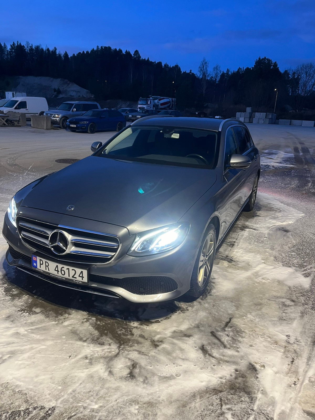Mercedes-Benz E-Klasse E220d T 4MATIC 2