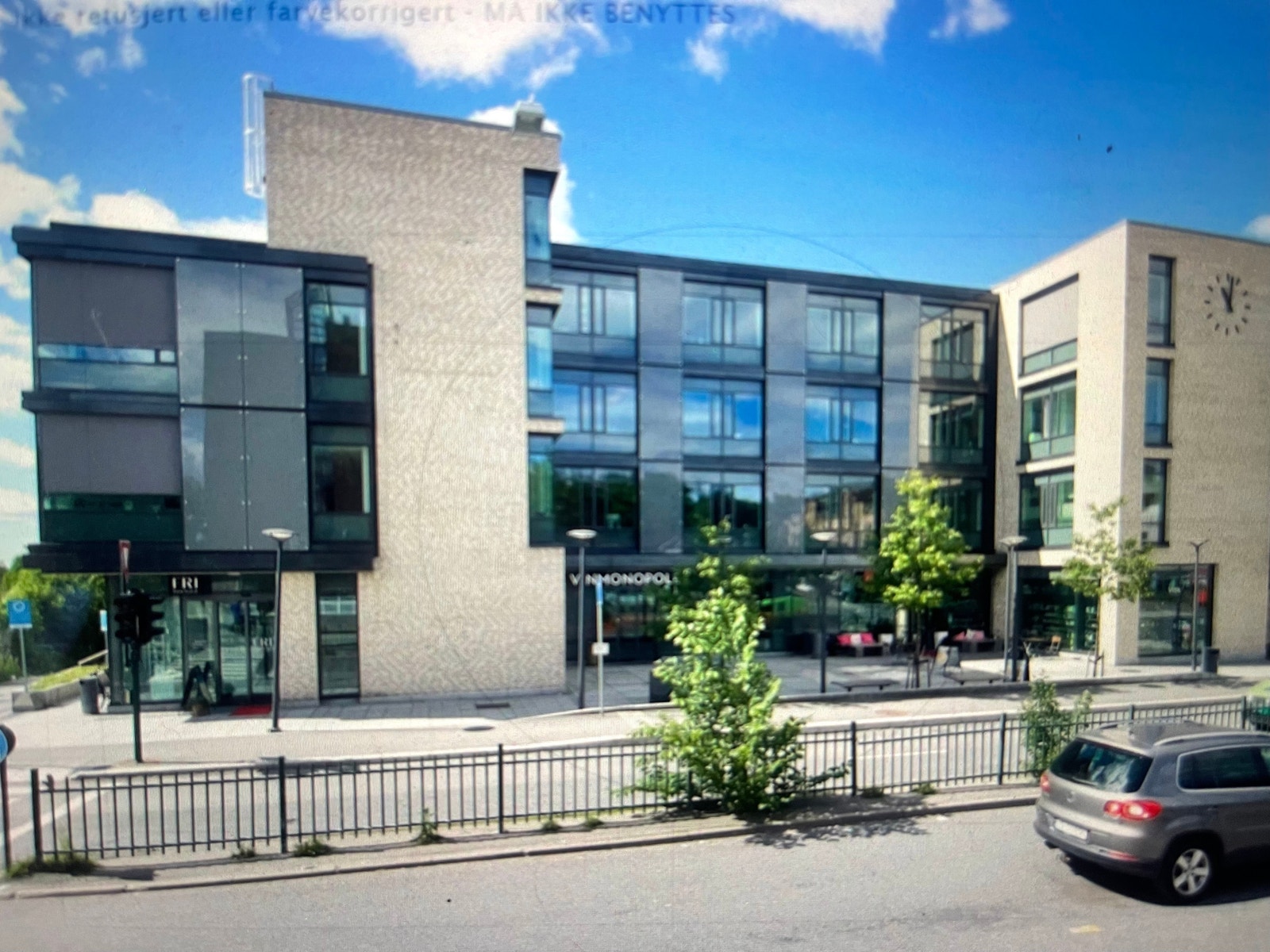 Fasade fra Holmenveien/Vinderentorget Galleribilde