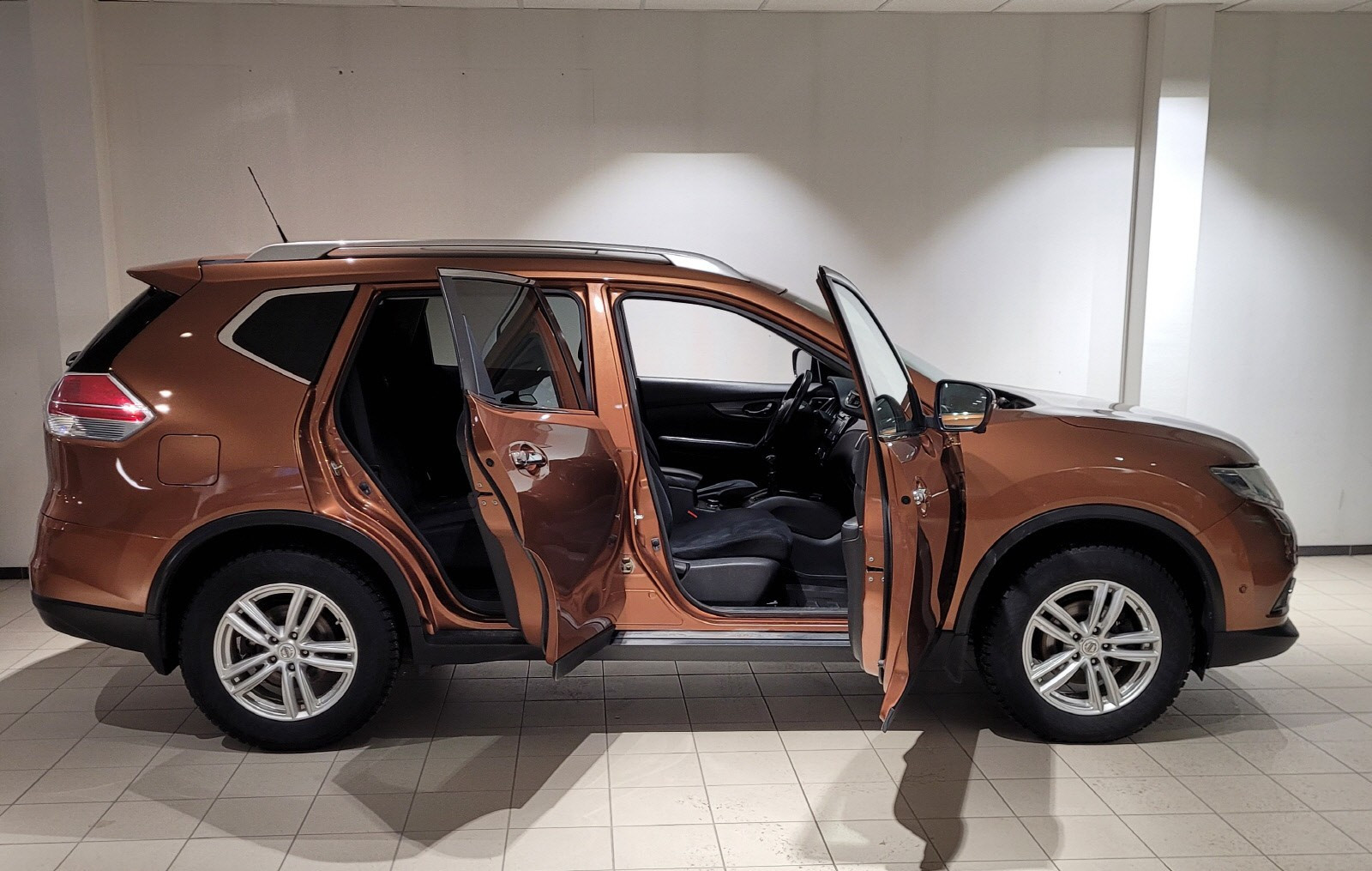 Nissan X-Trail dCi 130hk Tekna 4WD 3